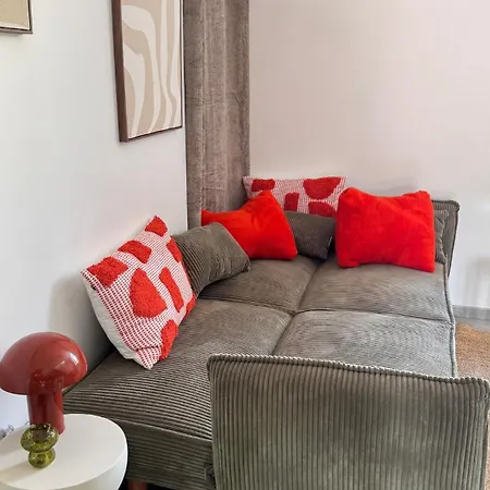 T2 Cosy Equipe, Parking Et Wifi Gratuit, דירה *