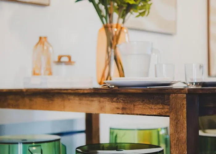 Апартаменты T2 Cosy Equipe, Parking Et Wifi Gratuit,