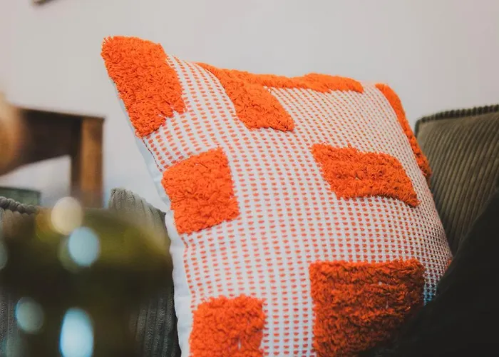 Апартаменты T2 Cosy Equipe, Parking Et Wifi Gratuit,